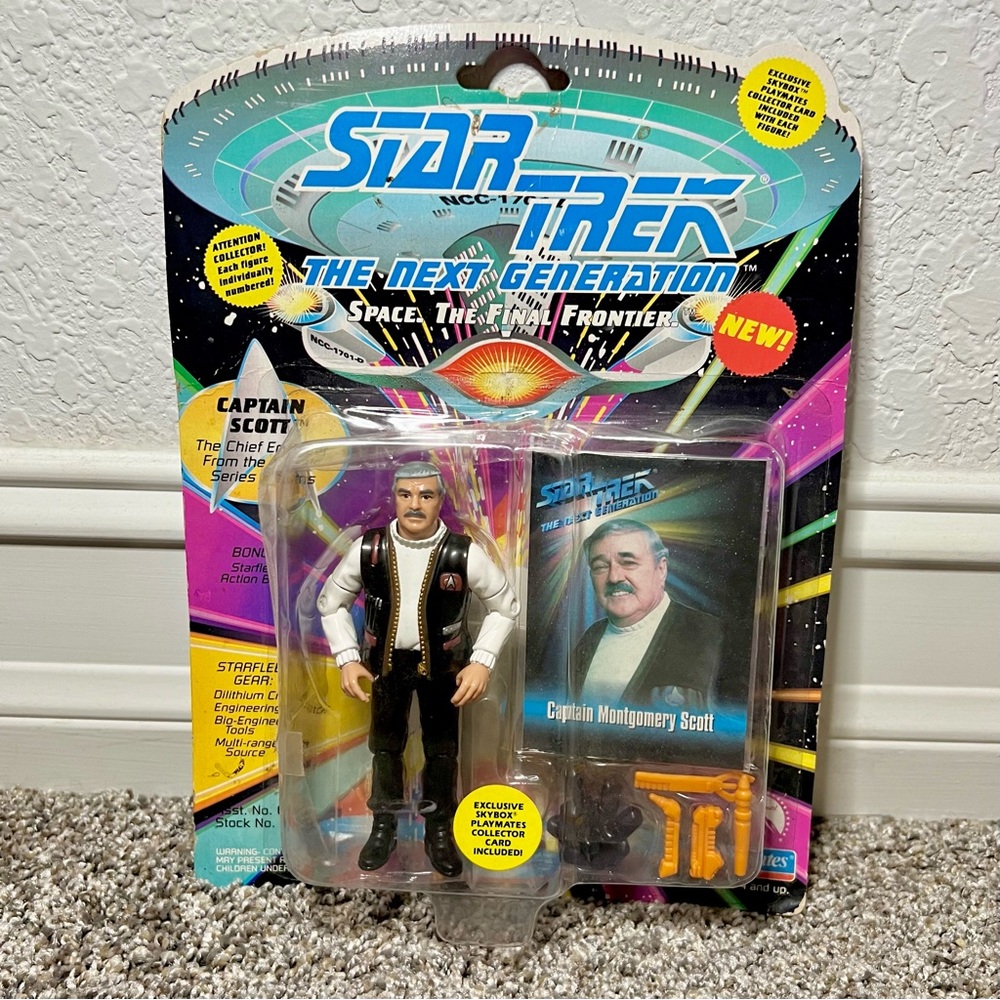 Playmates Toys Star Trek Next Generation Captain Montgomery Scott Action Figure